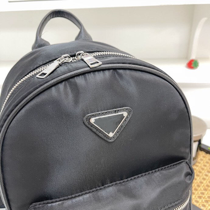 브랜드 24SS 가을 New High Beauty Backpack 패션 남자 남성 여성 가벼운 배낭 휴대용 저장 백