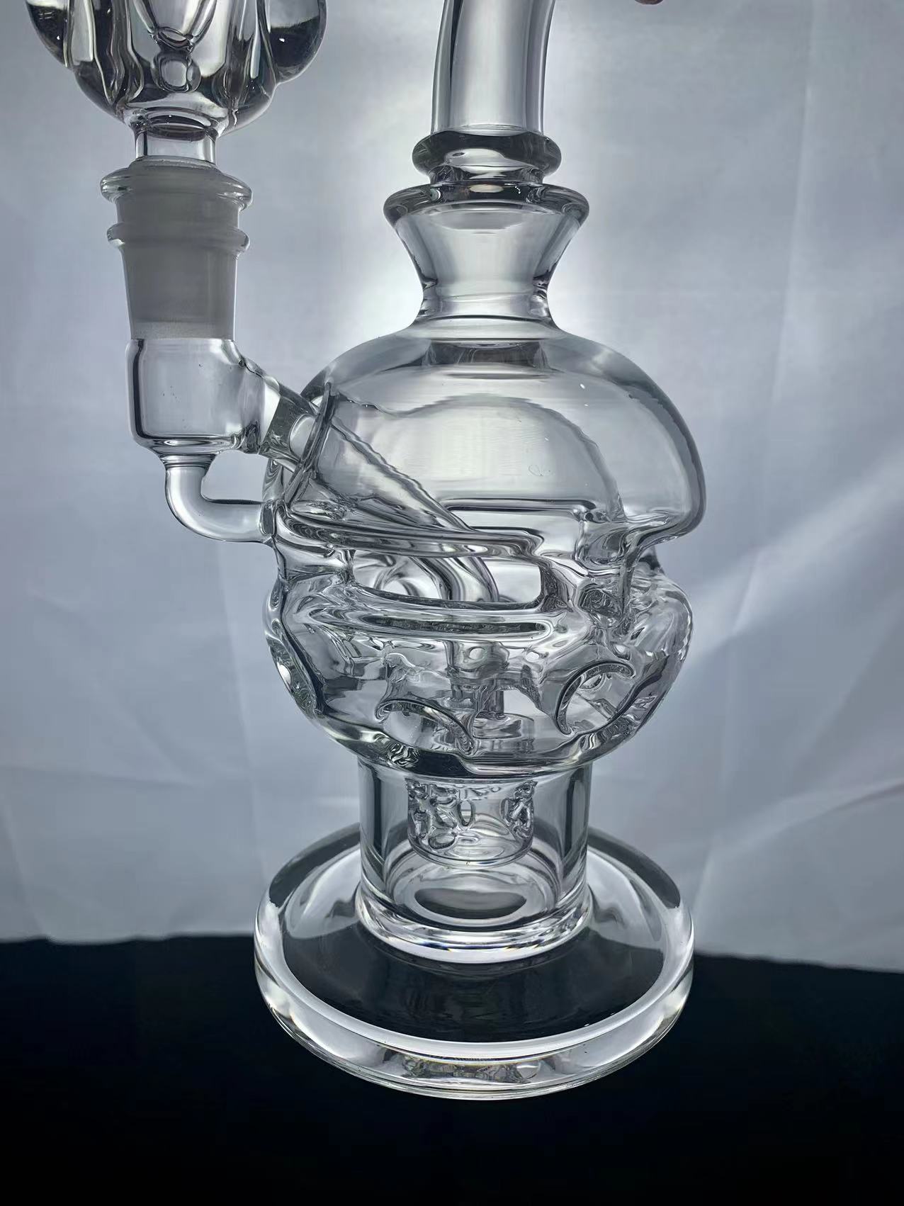 Grabado láser personalizado Tipo de huevo Vidrio para cachimba Reciclador de perc suizo Tubería de agua Plataforma de perforación petrolera Filtro de cabezal de ducha Altura completa 9,5 pulgadas Dé dos obsequios