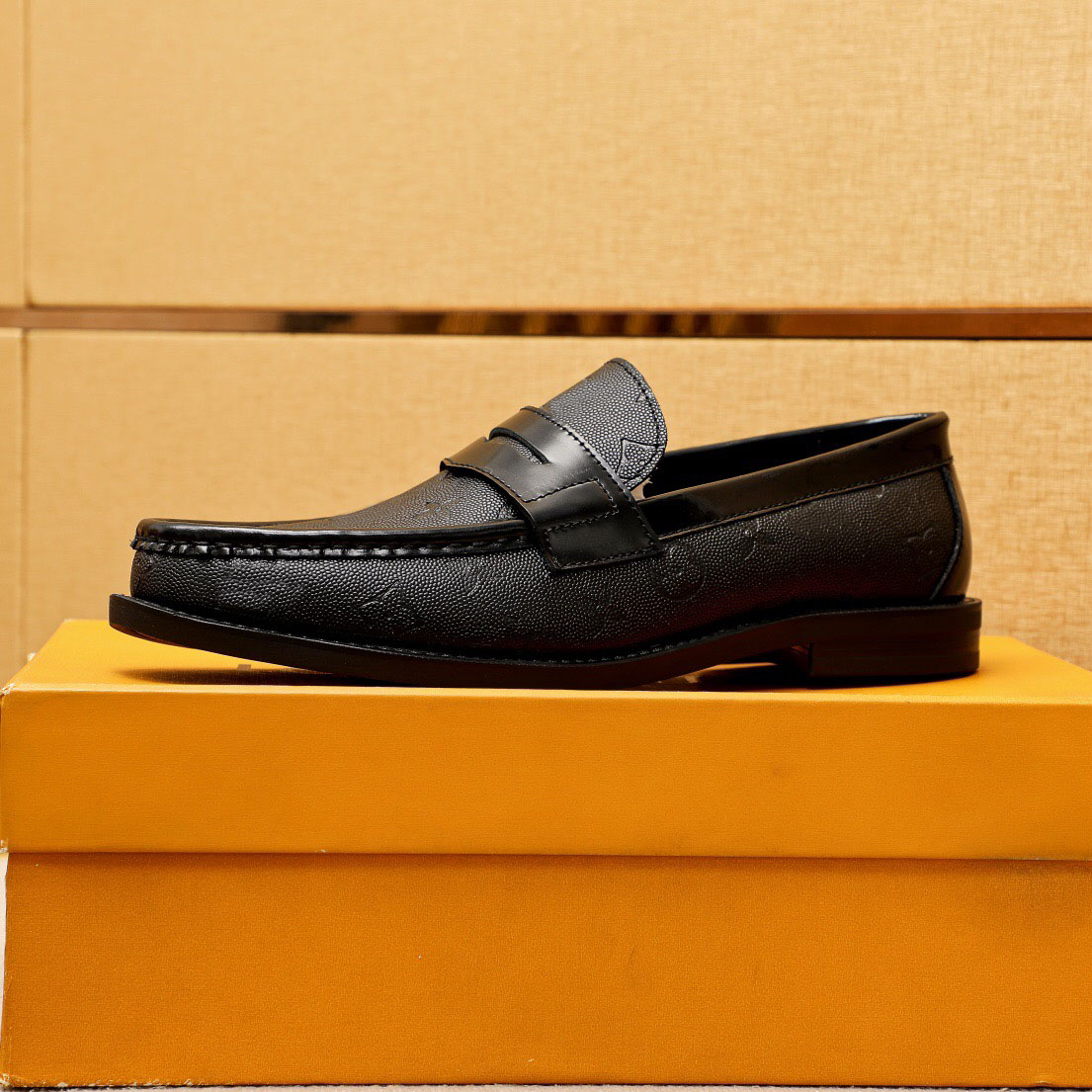 Men Dress Shoes Fashion Casual Comfortable Loafers Gentlemen Brand Designer Classic Wedding Slip On Formal Flats Size 38-45