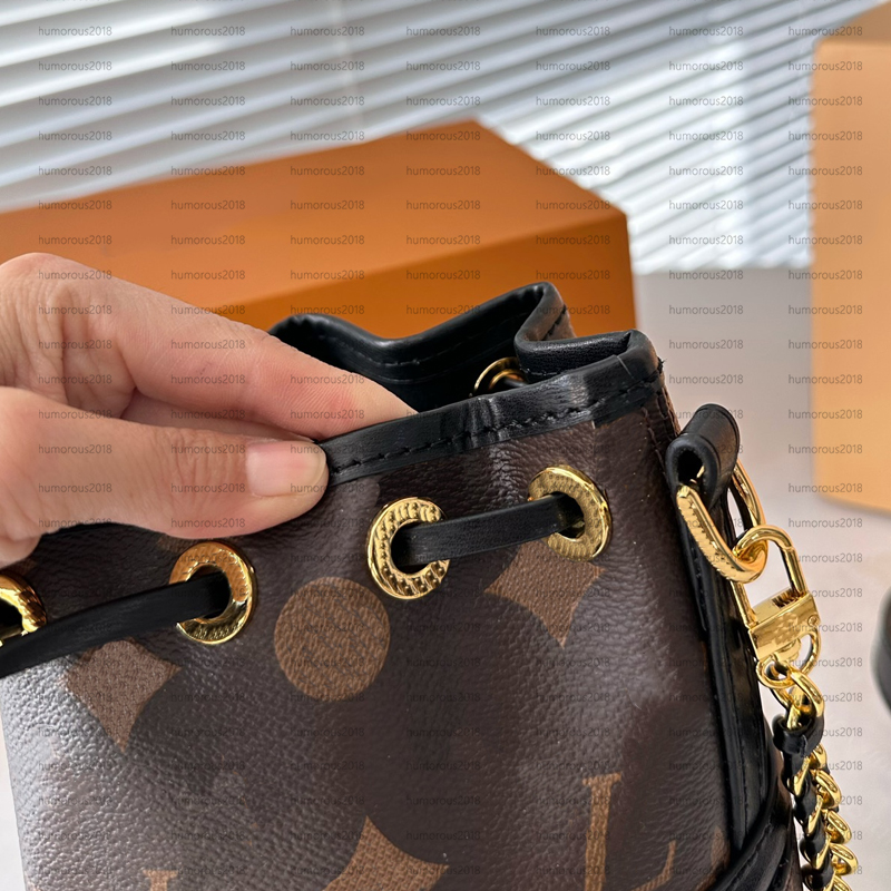 Kadın Çanta Tasarımcısı Omuz Çantası Silindir Makyaj Çantası Vanity Bag Moda Yeni Crossbody Bag