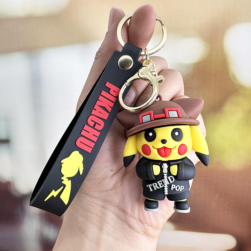 Anime Cartoon Keychain Kolye Sırt Çantası Kolye Kadınların Zarif Anahtarlık Hediyesi