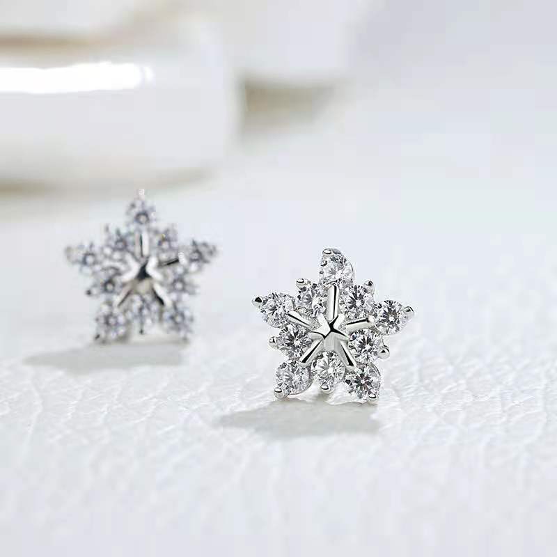 Earrings Women Christmas Themed Dangler Female Gold/Silver/Rose gold Snowflake Shaped Eardrop Holiday Gifts Best Jewelry Woman CZ