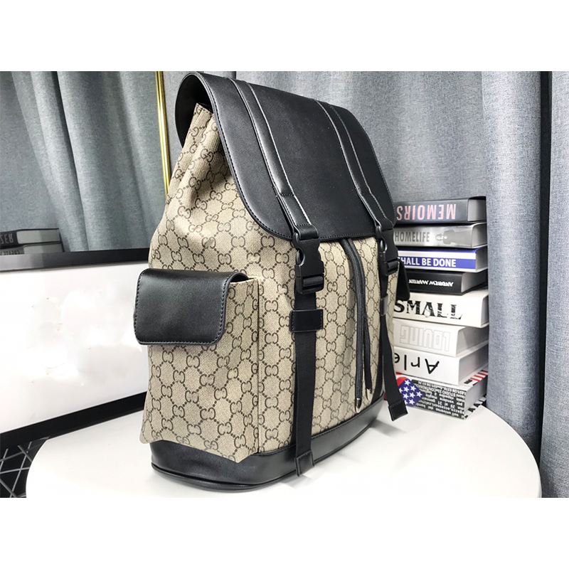 Lyxdesigner Travel ryggsäck Mens läder axel crossbody väska bokstav g skolväska ryggsäckar kvinnor messenger tygväskor handväska