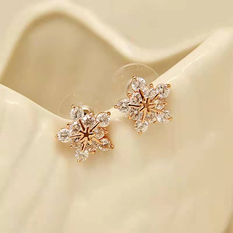 Earrings Women Christmas Themed Dangler Female Gold/Silver/Rose gold Snowflake Shaped Eardrop Holiday Gifts Best Jewelry Woman CZ