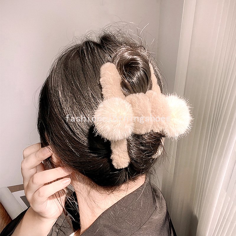 Nowe modne fryzury pazurowe klipsy pompom norka pluszowa piłka do włosów puszysty na ślizganiu się dużych włosów akcesoria do włosów