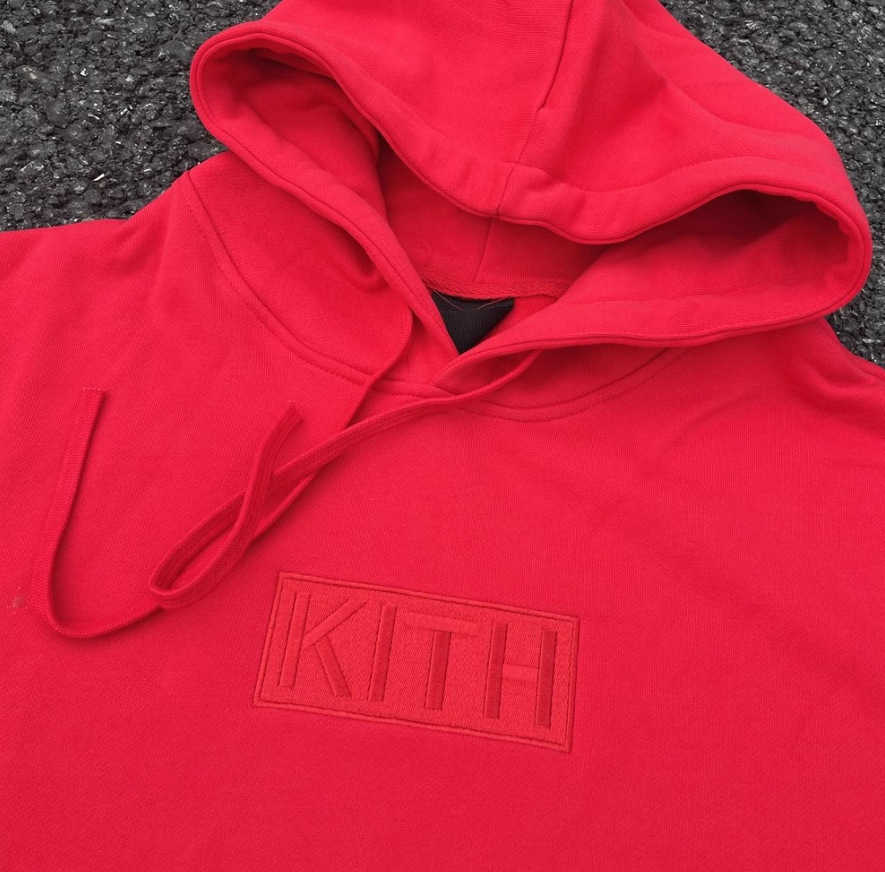 2023 Högkvalitativ liten och trendig varumärke Kith Box Designer Hoodie broderad hoodie Loose Casual Hoodie för par överdimensionerade tröjor Pido