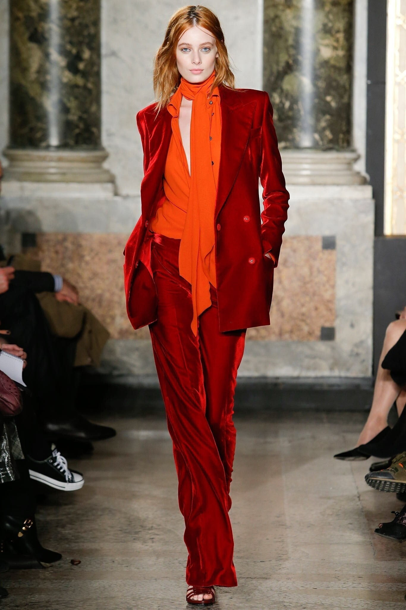 Czerwony pokaz mody Kobiety Suits Lady Office Tuxedos na wesele noszenie Slim Fit Even Formal Blazers 2 sztuki kurtka
