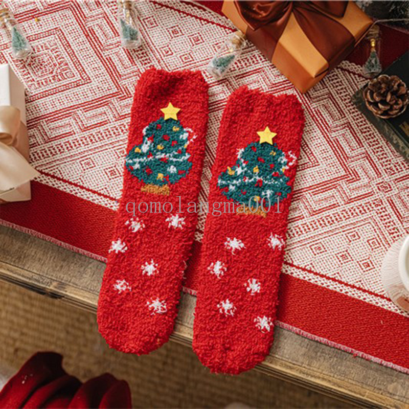 Nya julkorallfleece-strumpor i mitten av röret Varmt förtjockat golv Sleep Tecknad strumpor Kvinnor Män unisex barn gåva julstrumpor