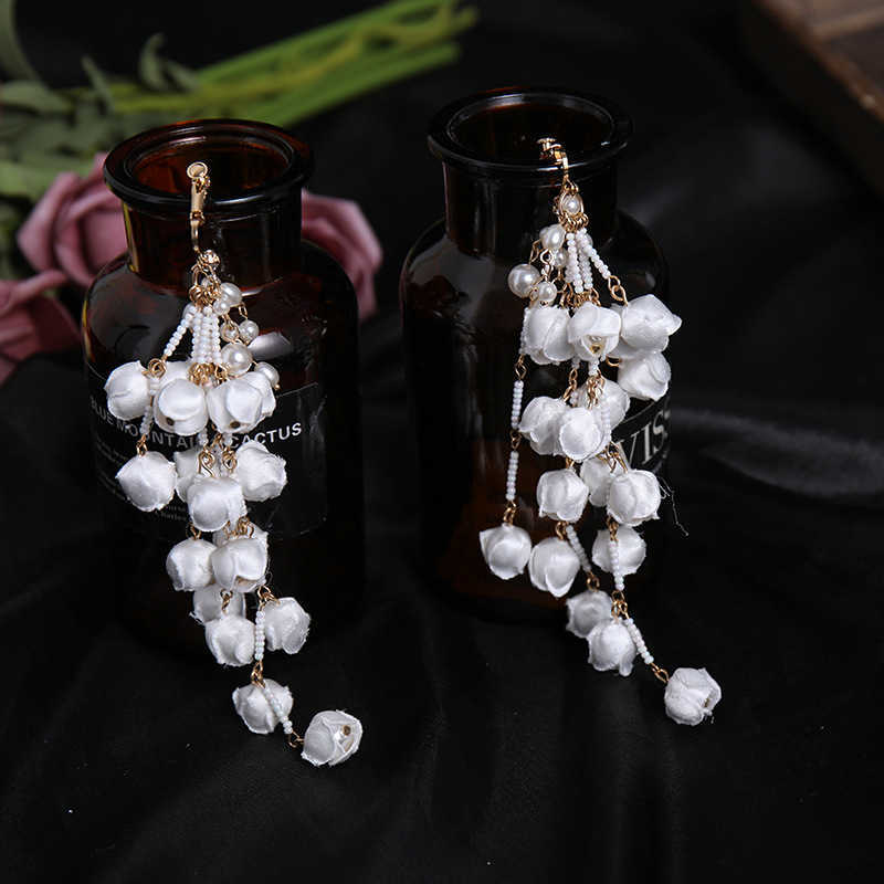 French Style White Bell Orchid Pearl High-End Sense Celebrity Tassel Ear Clip Dress Performance Accessories Brudörhängen