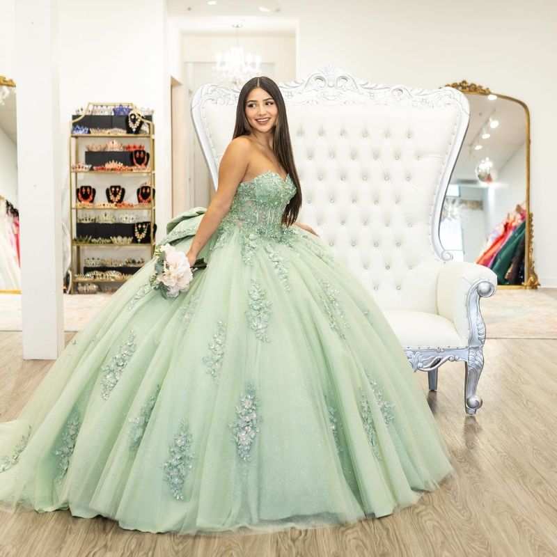 Sage Green Sweetheart Quinceanera klänningar Sweet 16 Prom Evening Gowns Off Shoulder Applique Lace Tull Vestidos de 15 Anos Ball Gown