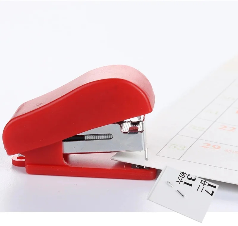 wholesale Random Color Stapler Solid Office Stationery Cute Mini Without Stapler Student Use Small Portable Plastic For No. 10 Staples