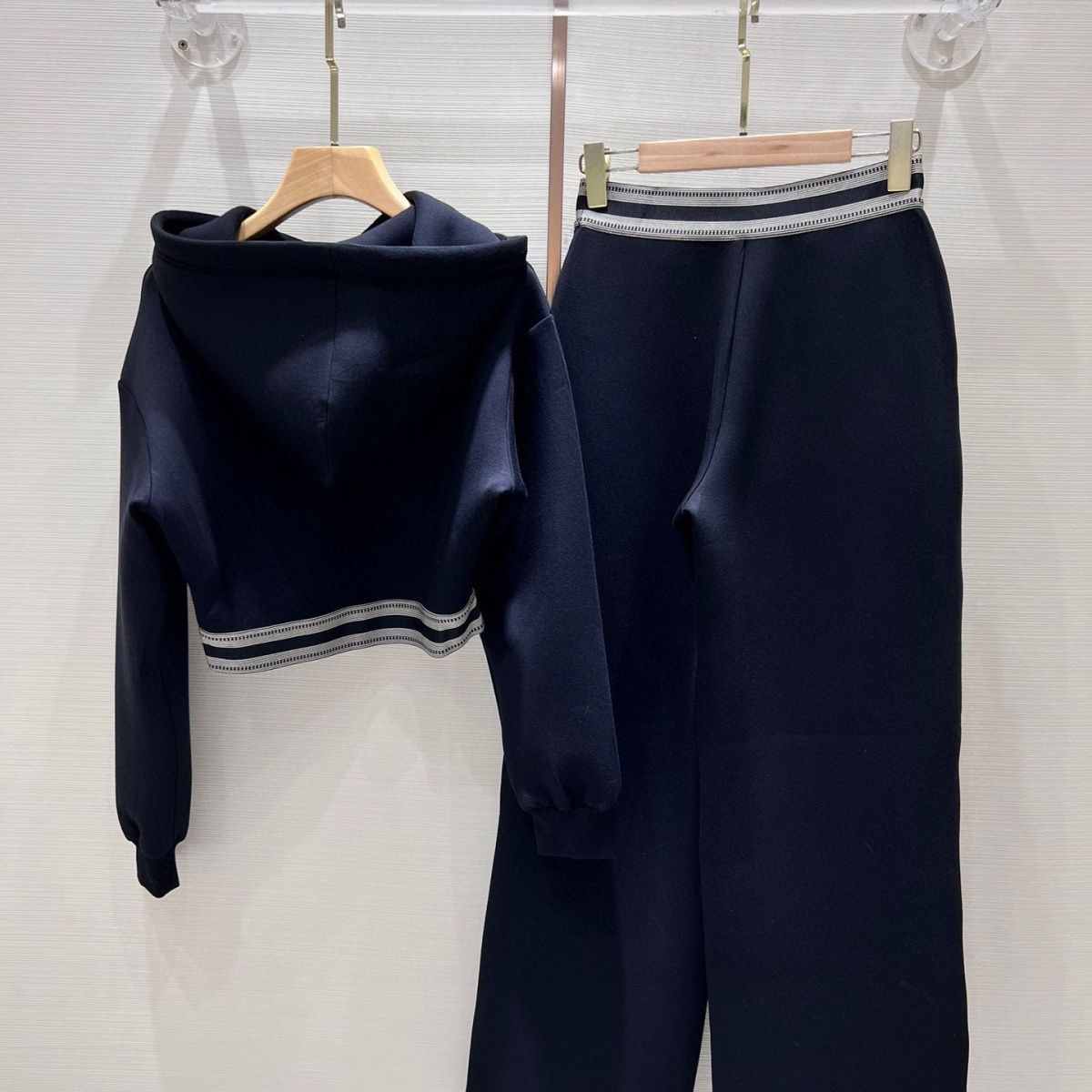 LOE WE Женские комплекты из двух предметов Брюки Повседневный костюм дизайнерский комплект Куртка Пальто для женщин Куртка с длинными рукавами Cool Girl Streetwear комплект куртки