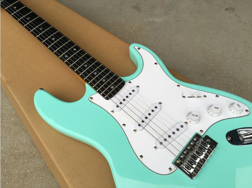 Green st Electric Guitar Ebony Or Rosewood Fingerboard White Pickups Custom Shop Quality Guitarra 