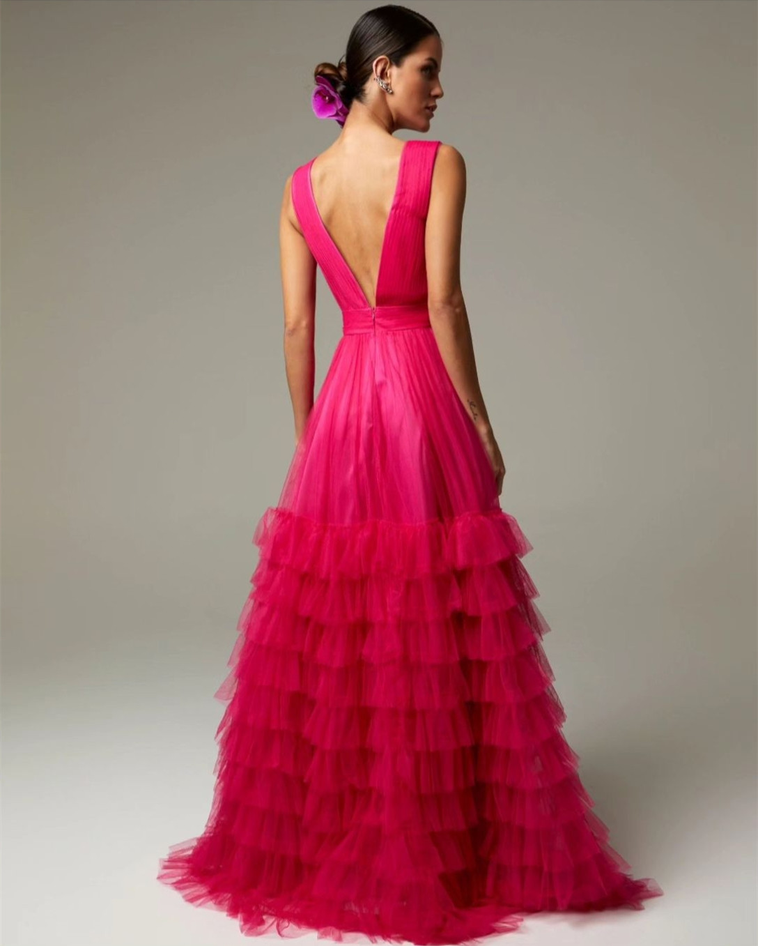 Robe de soirée longue vintage en tulle fuchsia avec ceinture, ligne a, col bijou, robe de bal à plusieurs niveaux, longueur au sol musulmane, robe de soirée avec train Watteau pour femme