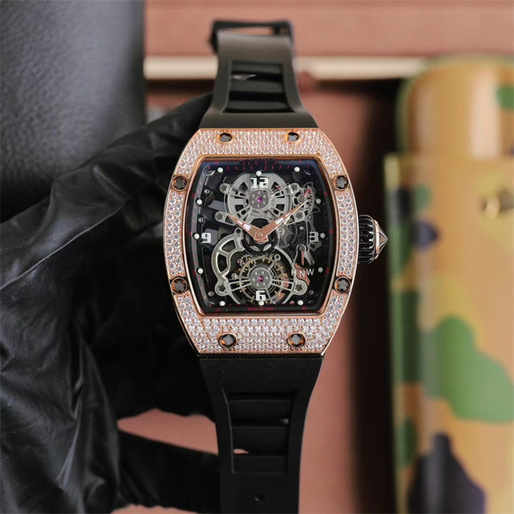 17-01 montre de luxe Heren Designer diamanten horloge Herenhorloges handmatig Mechanisch uurwerk stalen kast herenhorloges Horloges