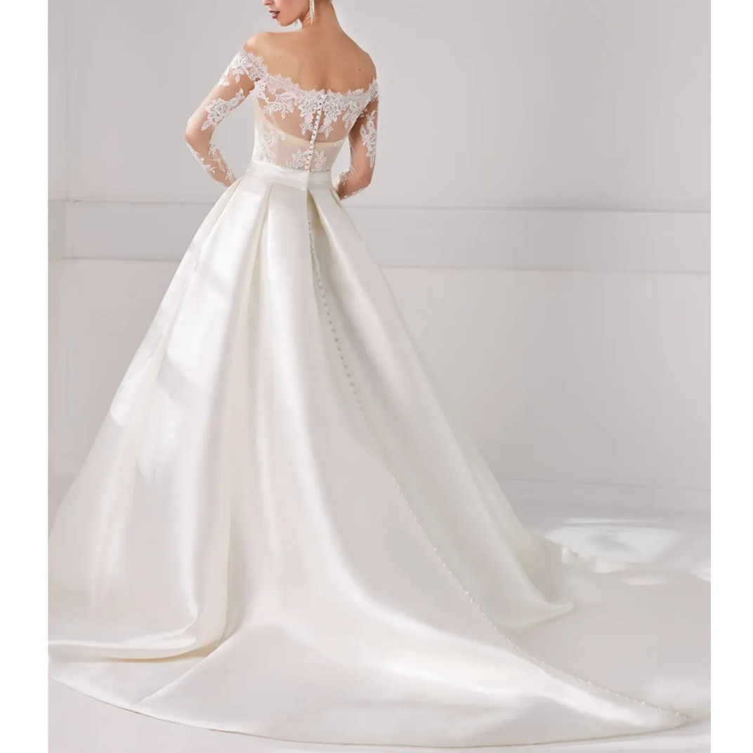 Strapless Bohemian Wedding Dresses Illusion Long Sleeve Lace Appliqued Bridal Gownss A Line Robes De