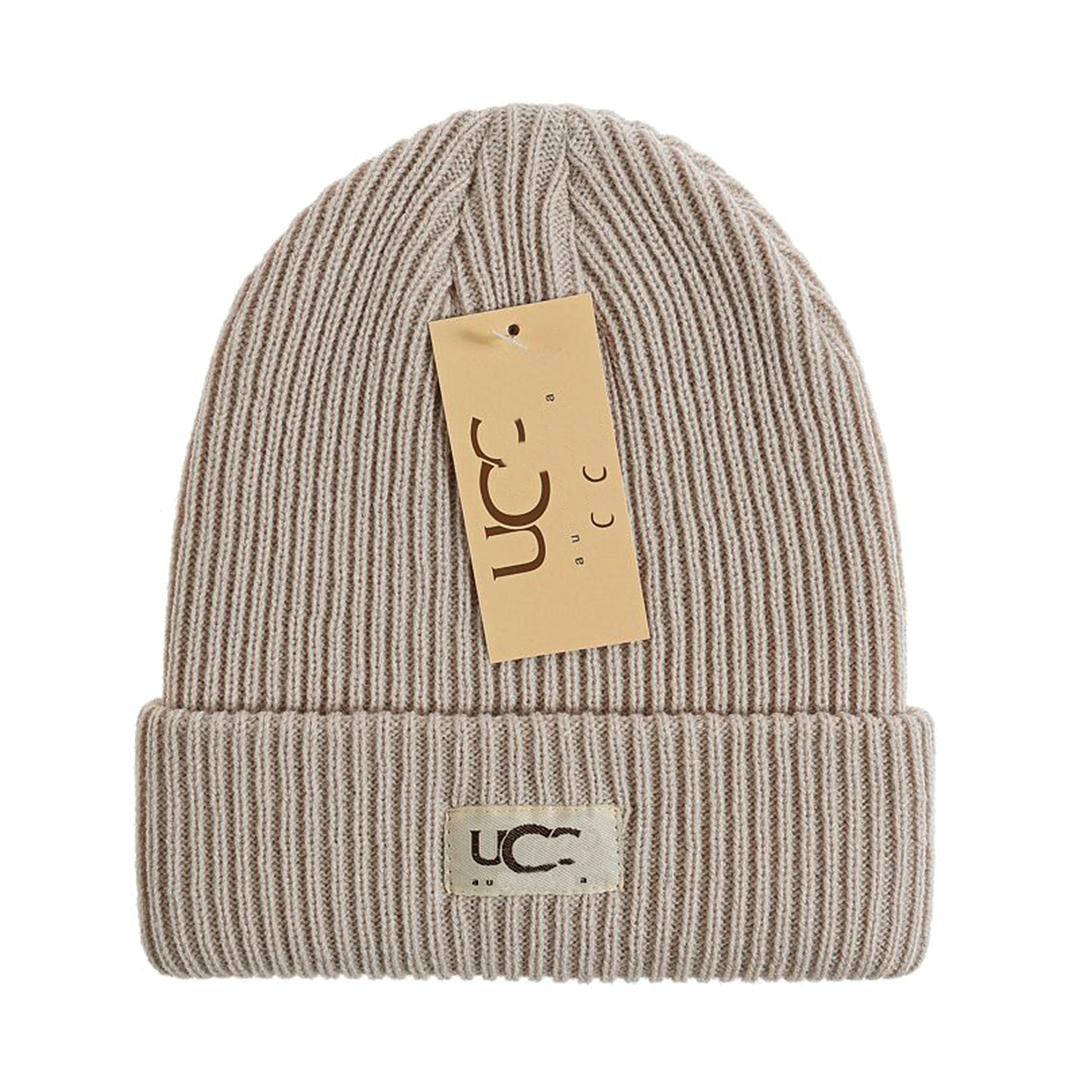 Bonnet de créateur bonnet de luxe bonnet en tricot lettre de couleur unie haute qualité bonnet polyvalent chapeau chaud lettre design chapeau cadeau de Noël 8 couleurs très sympa