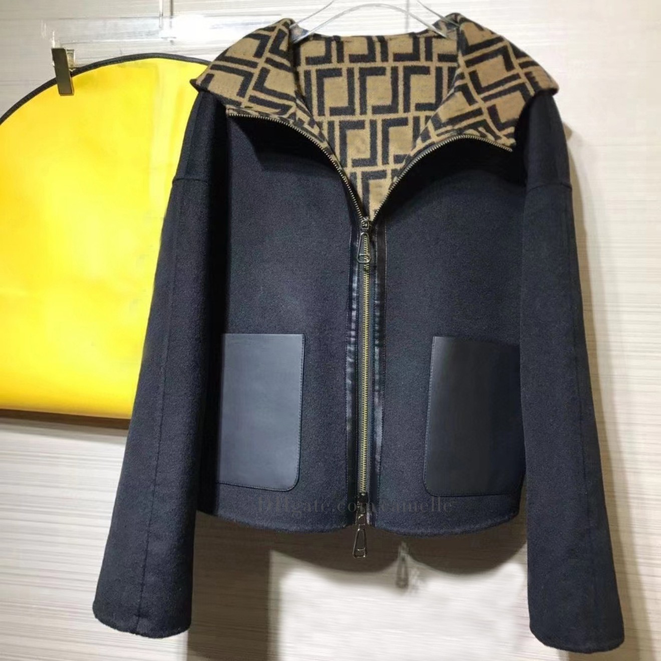 Fen di Womens Designer Jacket veste courte à capuche en laine nouvelle double face avec manteau de cornemuse F à la mode