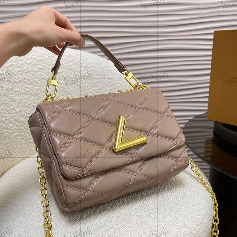 Golden Lock bag designer chains bag New arrivals designer bag chains bag vintage flap handbag shopping bag hobo totes bag diamond lattice real leather bag Christmas