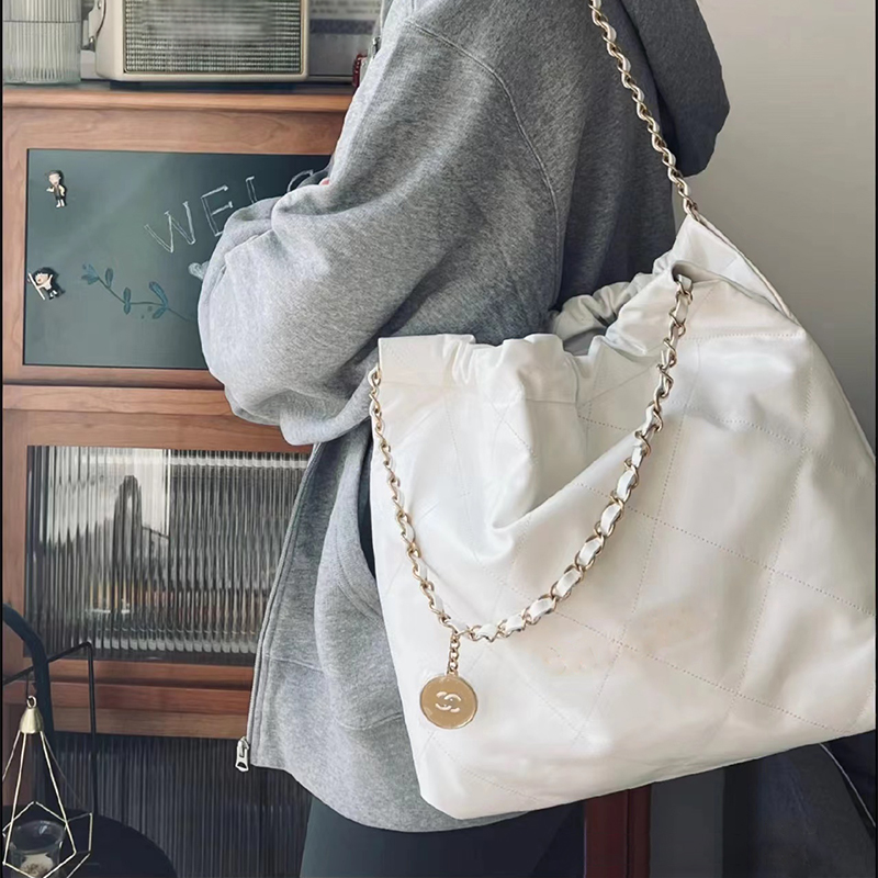 Yüksek kaliteli gerçek deri hobo 22 çanta tasarımcı çanta lüks el çantası moda çapraz vücut çantası klasik omuz çantası kadın parti çantası mükemmel donanım ve detaylar