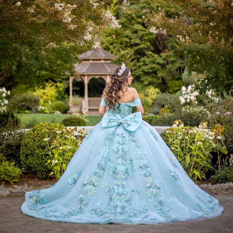 Sky Blue Sweetheart Sweet 16 Quinceanera Dress 2024 Sparkly Lace Appliques 3D Flowers Princess Ball klänning Vestidos de 15 Anos