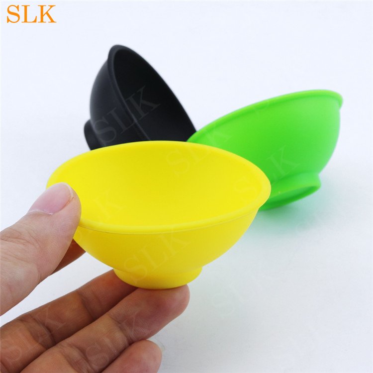 Smoking Accessories 67mm*30mm Silicone Storage Bowl Mini Size Dry Herb Tobacco Spice Mixing Silicon Bowl