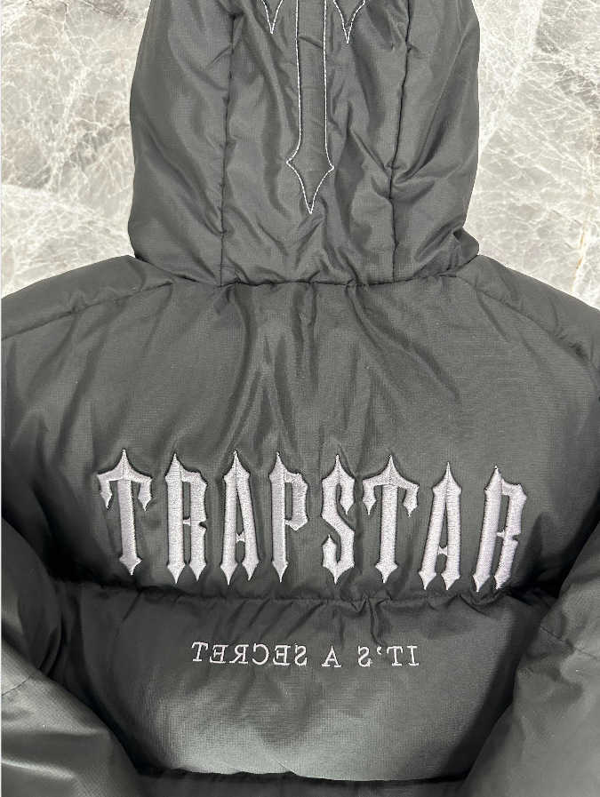 New Trapstar Black Short Hooded Cotton Coat Winter Warm High Street Fashion Brand