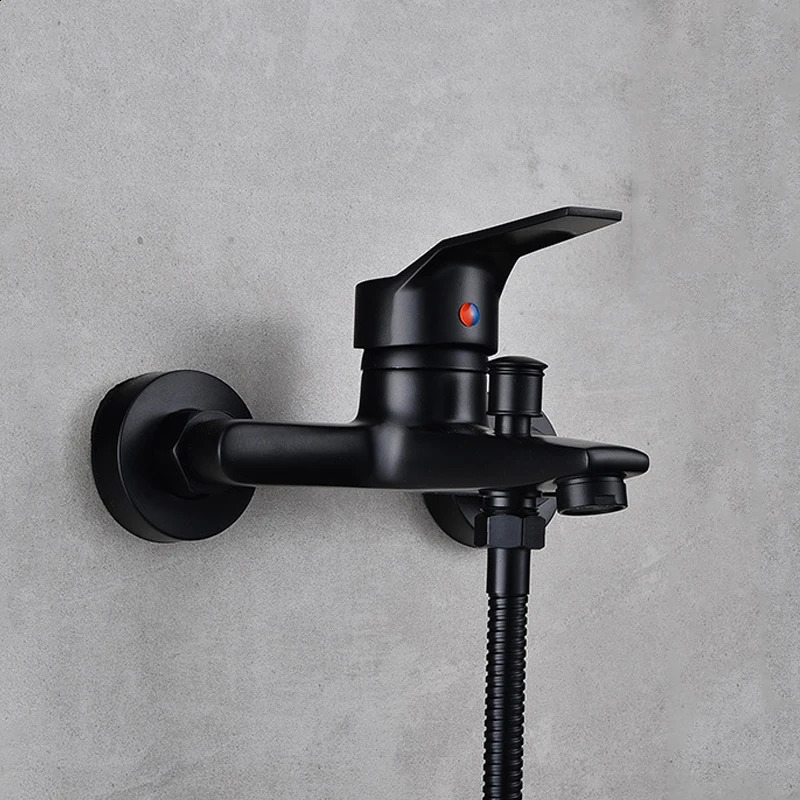 Bathroom Shower Heads Tub Faucet Single Handle Rain Set Mixer Tap with Hand Wall Mounted Bath Bathtub 231030