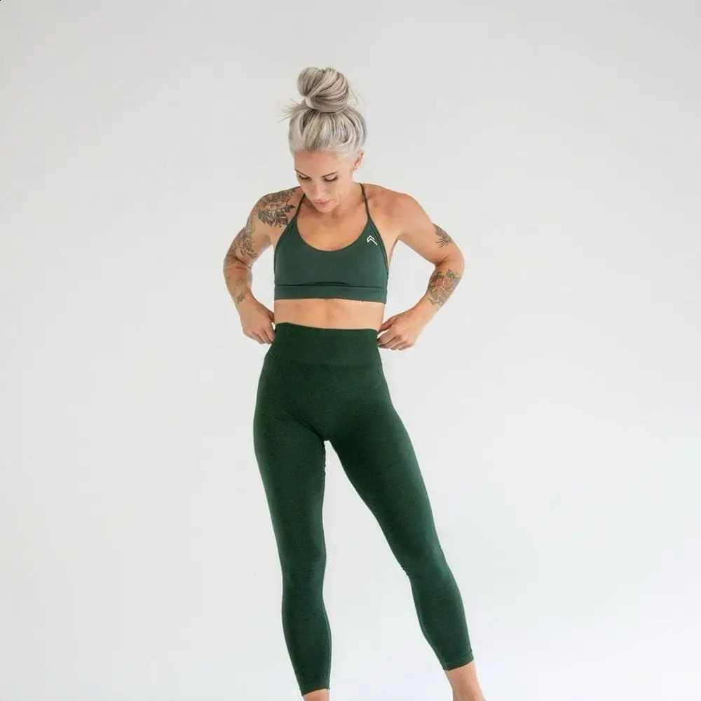 Yoga outfit enkel mikro braltettkvinnor sömlös sport Bras criss cross ruched justerade remmar fitness träning gym grödor underkläder 231030