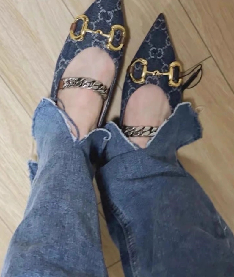 Lüks Paris Tasarımcı Yüksek Kalite Kaya Çalışmış Kadınlar Sandalet Saçlı Çift Perçin Loafers Yaz Teknesi Kadın Bale Düz Topuk Düğün Ofis Marka Ayakkabı G 35-41