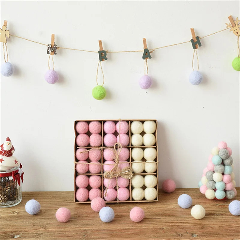 Décorations de Noël box INS boules de feutre de laine ornement d'arbre de Noël suspendu décoration pendentif pour la décoration de la maison année cadeau fournitures de fête 231030