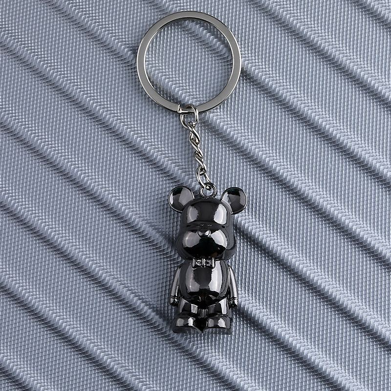 Keychain Car Luxurys Designers Key Chain Solid Color Monogrammed Keychains Bear Design Versatile Fashion Leisure Men Women Bags Pendant Accessories Very Nice