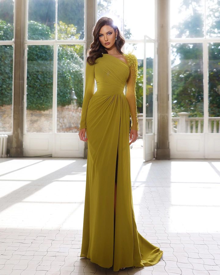 Elegant Sheath Evening Dresses Bateau Neck Long Sleeves Chiffon Side Split Formal Evening Party Dress Prom Birthday Pageant Celebrity Special Occasion Gowns