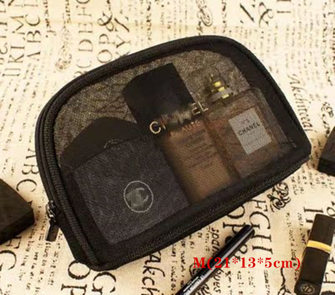 Borsa portaoggetti stilista Borsa trucco nera trasparente in rete con lettera Logo Borsa trucco con cerniera di grande capacità Borsa rossetto Borsa il lavaggio portatile Scatola articoli da toeletta da viaggio