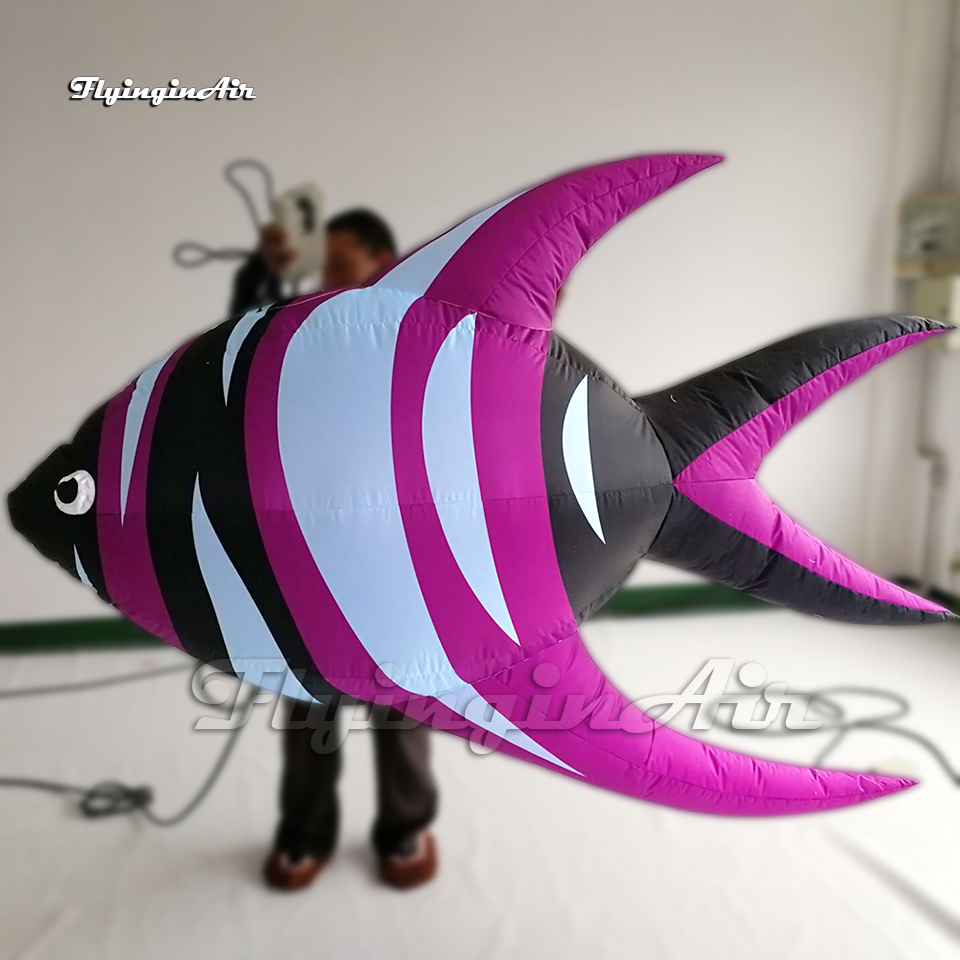 거대한 교수형 LED 팽창 식 생선 풍선 다중 스타일 공기 폭발 열대 생선 복제품 수족관 천장 장식