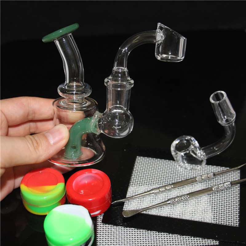 Glass Beaker Bong Hookahs Creative With 14 Bowl Mini Bubbler Dab Rig för rökning Silikon Dab Mat Quartz Banger