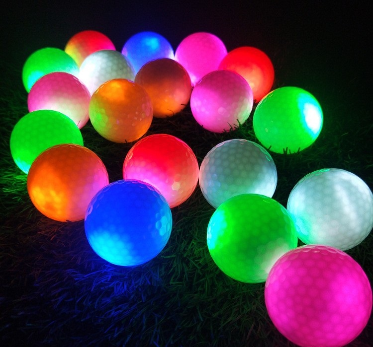 bag LED Balles de golf 6 couleurs Lumineux balle de golf lumineuse lueur dans la balle sombre pour l'entraînement de nuit matériau de dureté haute pour 6321919