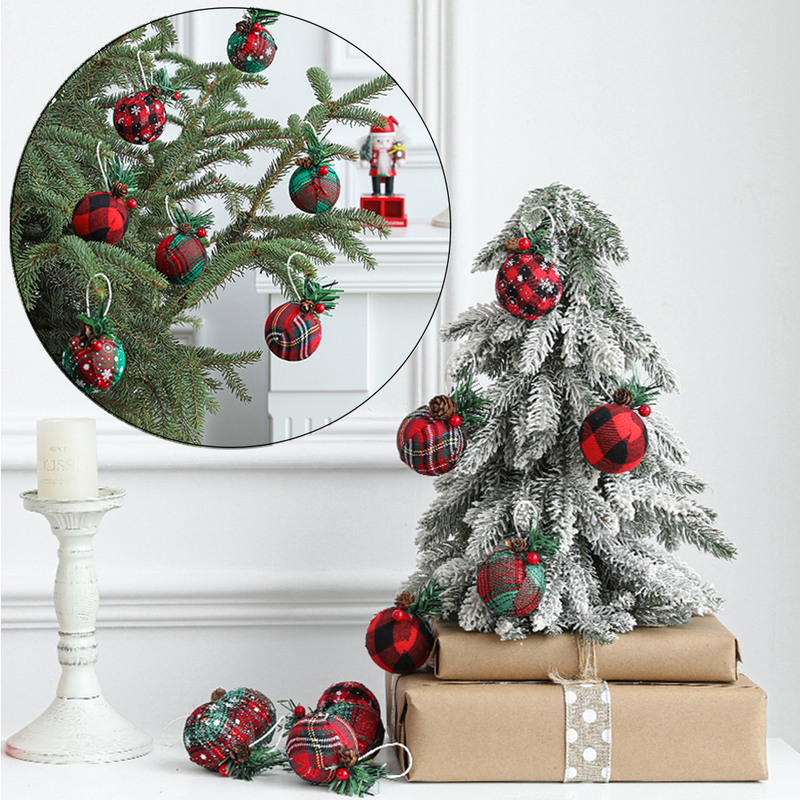 Altre forniture feste di eventi Motivo a griglia in peluche Ornamenti palline di Natale con pigne naturali Foglie Ornamenti alberi di Natale Palline in scatola pendenti 220901