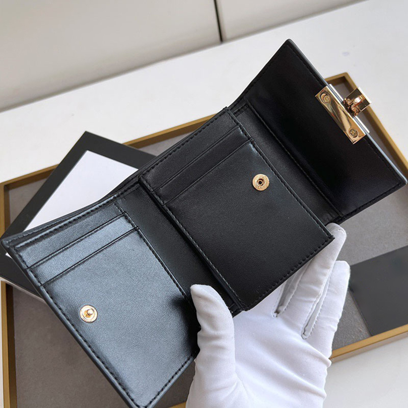 Yüksek kaliteli kısa cüzdan klasik kadın zarf cüzdanları tasarımcılar moda hasp madeni para çantaları kadın zincir omuz çantası kutu