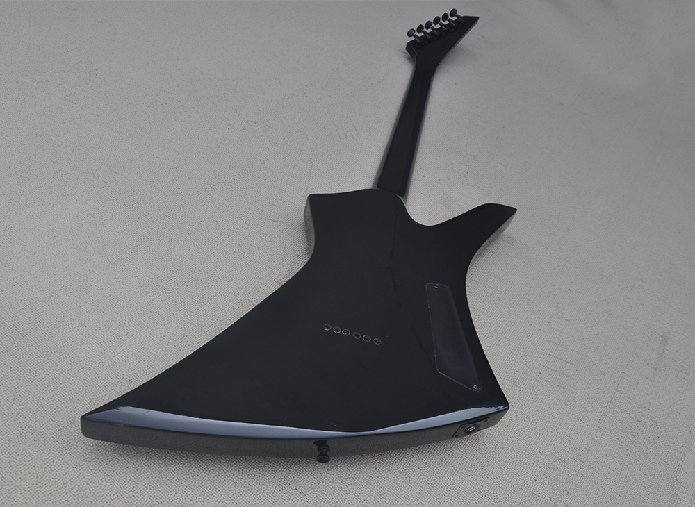 Chitarra elettrica a 6 corde mano sinistra con pickup Humbucker sulla tastiera in palissandro