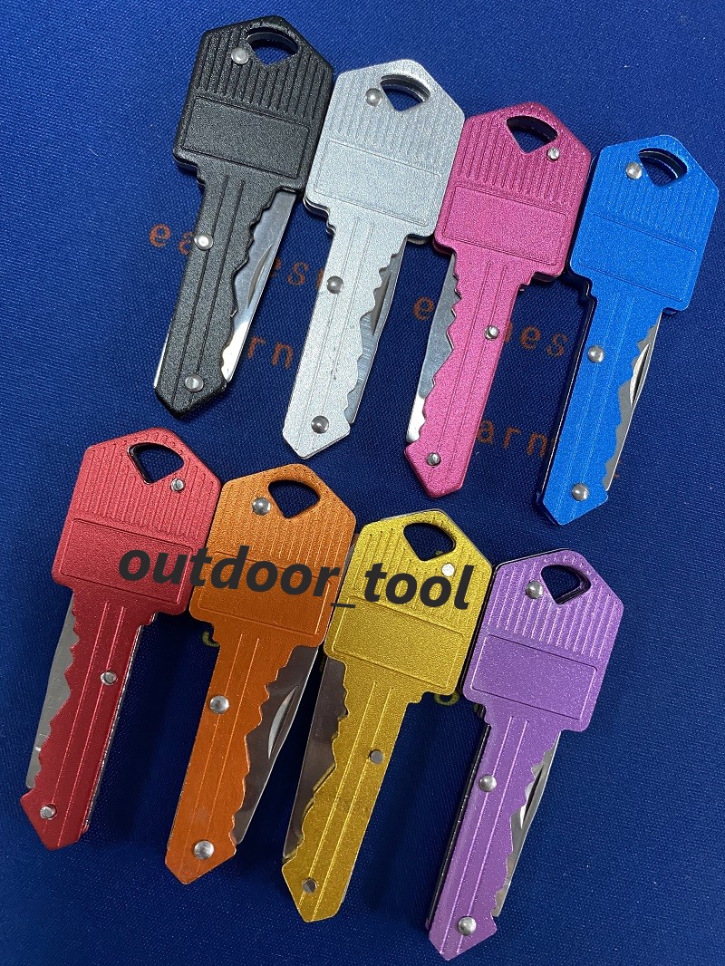 2022 New Heart Shape Multifunctional Key Chain Knife Mini Folding Knife Fruit Knife Outdoor Saber Swiss Self-defense Knives EDC Tool Gear