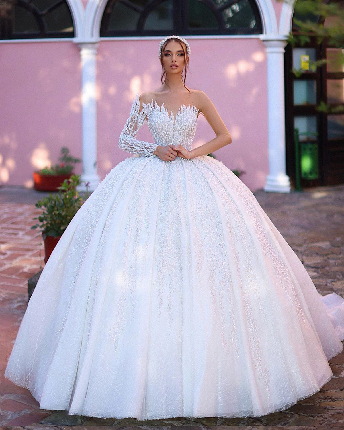 Exquisite One Shoulder Women Wedding Dress Shiny Custom Made Beads Lace Ball Gown Floor Length Bridal Dresses Plus Size