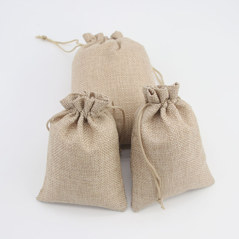 غلاف الهدايا Natural Burlap Linen Jute Draphstring Gift Fags Forms Party Favors Backaging Bag Weddy Candy Gift Forms Party 220906