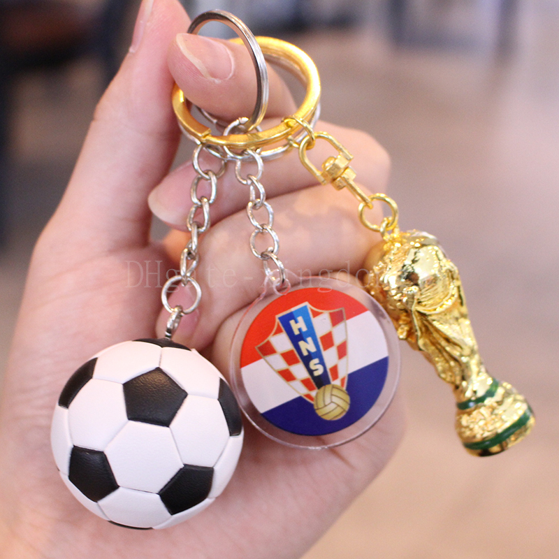 مفتاح كرة القدم 2022 قطر كأس العالم التذكاري لعشاق الحدث هدية هدية مفاتيح كرة القدم القلادة للجنسين