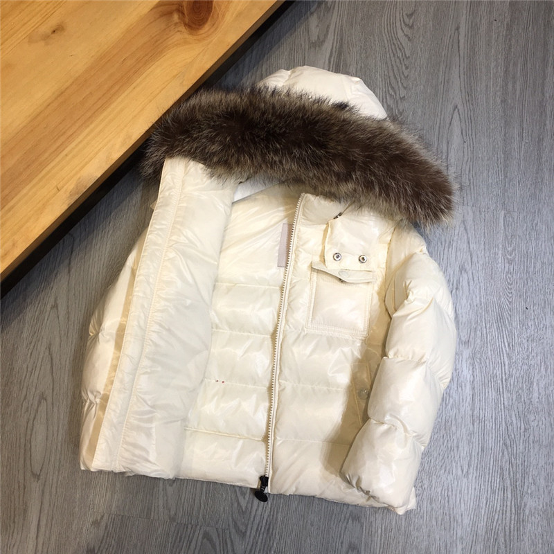 Baby Designer Kleding Mode Kinderen Donsjas Kinderen Meisjes Jongens Winter Warme Jas Lange Mouw Capuchon Met Wasbeer Bont Uitloper Hoge Kwaliteit Kinderkleding