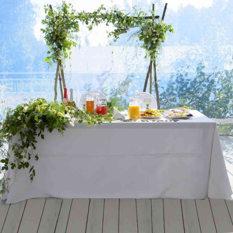 테이블 천 새틴 식탁보 현대 스타일 골드 흰색 식탁보 크리스마스 결혼식 파티 테이블 커버 레드 식탁보 홈 장식 L220905