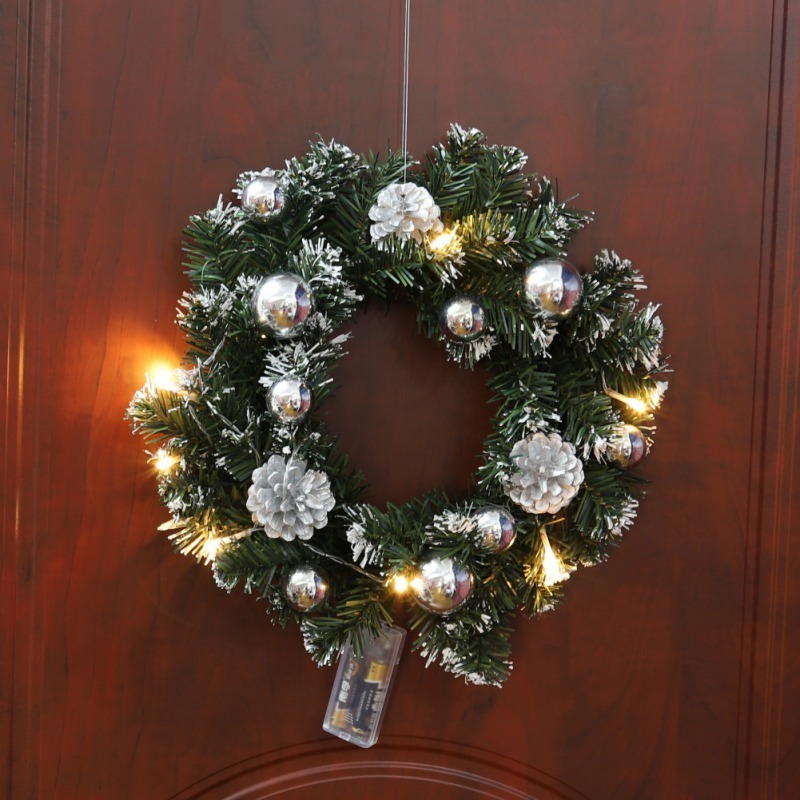 Kunstblumen-Grün-LED-Licht-Weihnachtskranz, künstliche Tannenzapfen, rote Beerengirlande, fröhliche hängende Ornamente, Haustür-Wanddekorationen 220908