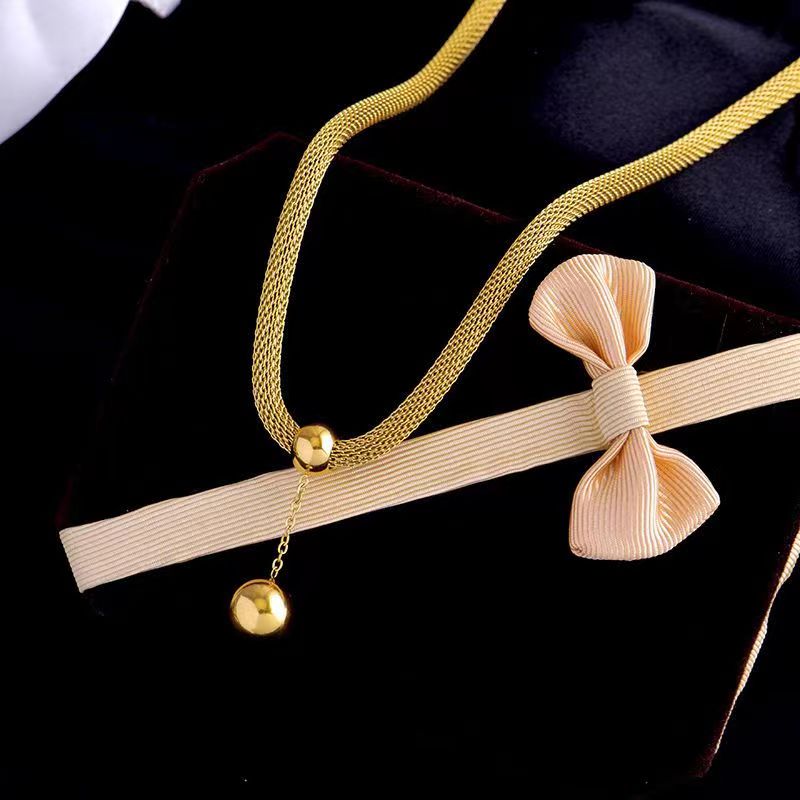 Collar de oro bola personalizado clavícula personalizada cadena de acero titanio joyería de diamantes diseñador joyería joyería de moda en capas Wome272z