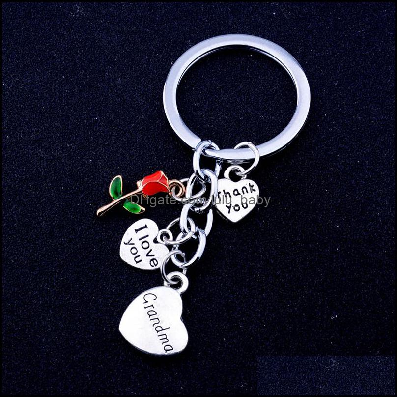 Keychains Fashion Rose Flowers I Love You Heart Charms Keychain Family Fille grand-mère tante sœur Mom Chains de clés Gérnures Cadeaux Keyrine DH3L1