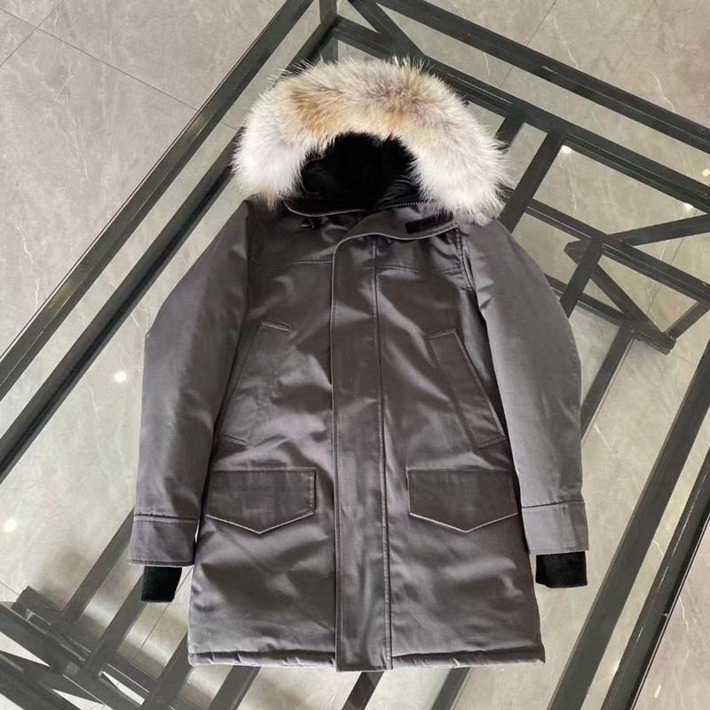 Piumino da uomo Parka invernale Piumino uomo Pelliccia di lupo grande con cappuccio Parka lungo Moda addensare Capispalla casual caldo Piumini Abbigliamento donna 220909